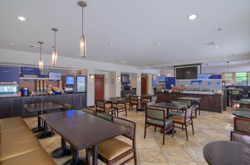 Comfort Suites Mobile-South Alabama University Area Eksteriør billede